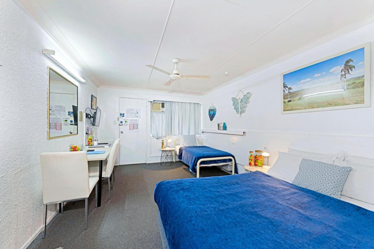 Bundaberg Coral Villa Motor Inn Экстерьер фото