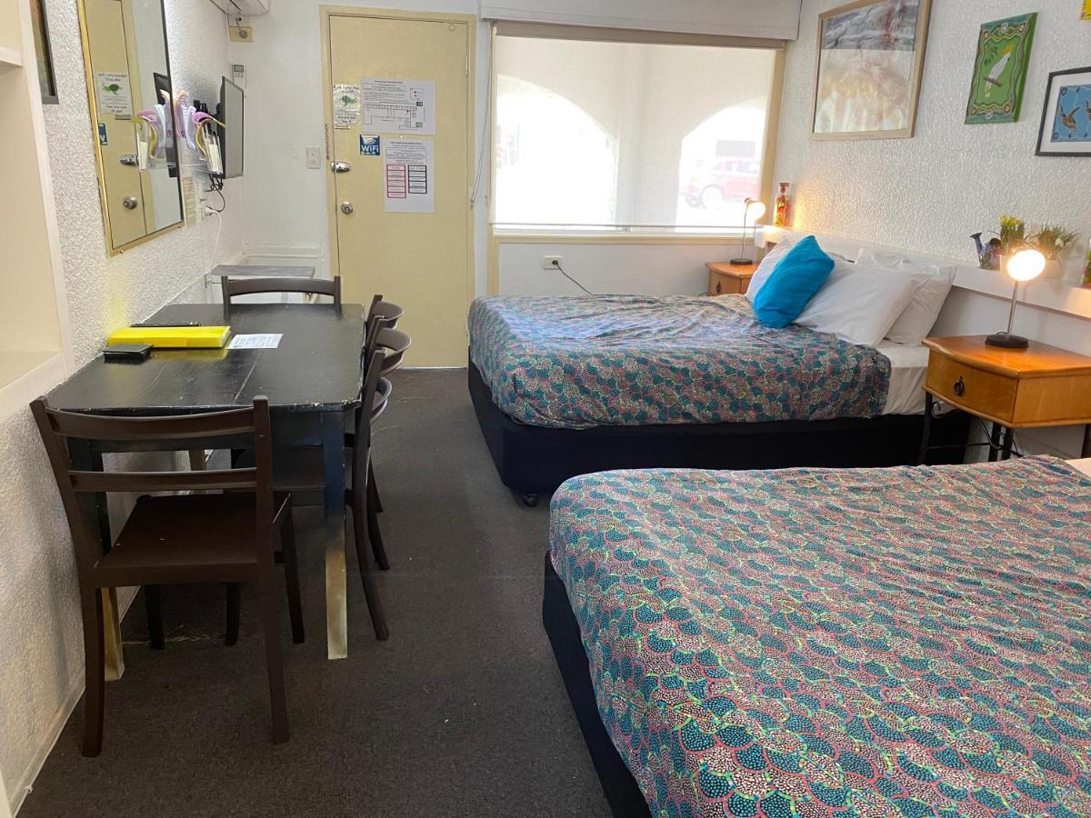 Bundaberg Coral Villa Motor Inn Экстерьер фото