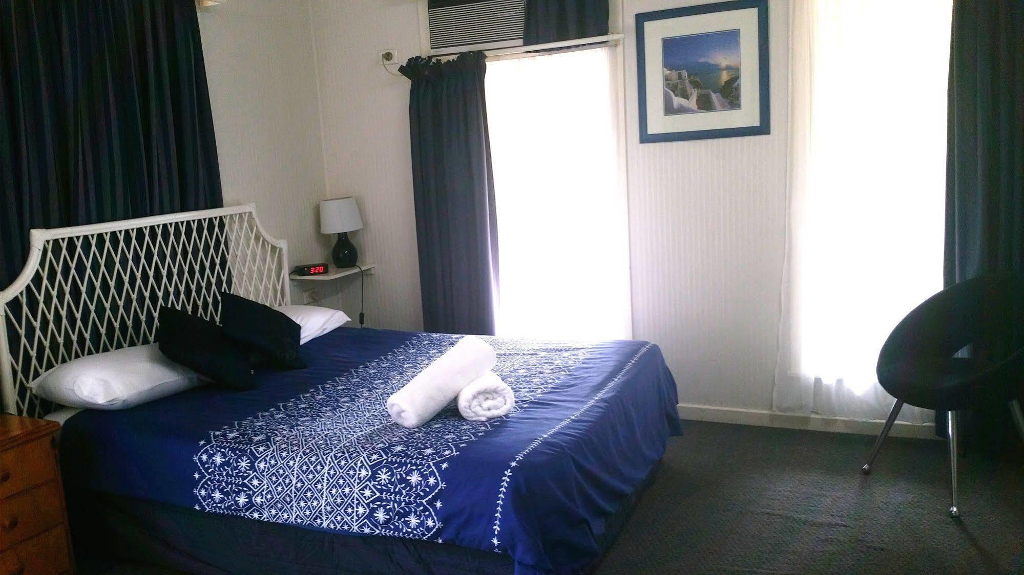 Bundaberg Coral Villa Motor Inn Экстерьер фото